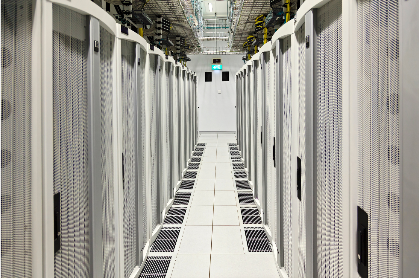 Decarbonisation in Data Centers: Paving the Way for Sustainability